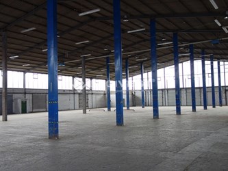 Logivest - Musterbild von Lagerhalle – 76086