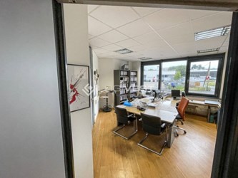 Logivest - Beispiel von Gewerbehalle – 76884