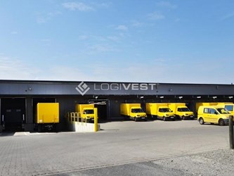 Logivest - Musterbild von Logistikhalle – 79052