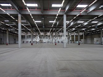 Logivest - Musterbild von Logistikhalle – 79218
