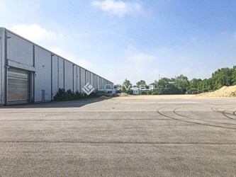 Logivest - Musterbild von Logistikhalle – 79233