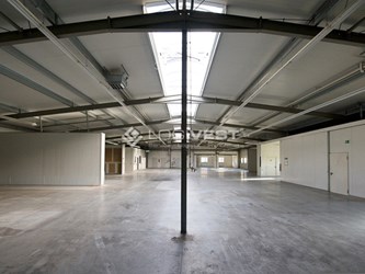Logivest - Vorschaubild von Produktionshalle – 82247