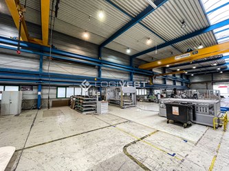 Logivest - Musterbild von Logistikhalle – 83242