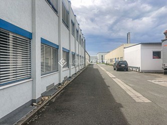 Logivest - Beispiel von Logistikimmobilie – 83631