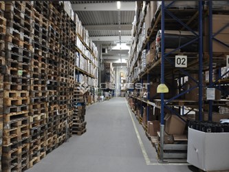 Logivest - Bild von Miethalle – 84659