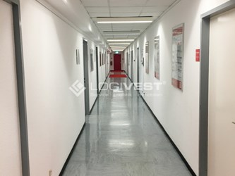 Logivest - Bild von Gewerbehalle – 84738