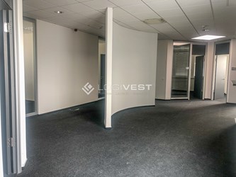 Logivest - Musterbild von Lagerhalle – 84740