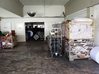 Logivest - Bild von Gewerbehalle – 85308