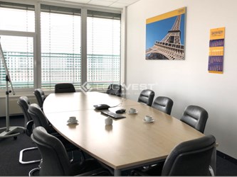 Logivest - Beispiel von Logistikimmobilie – 86232