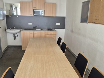 Logivest - Musterbild von Miethalle – 86394