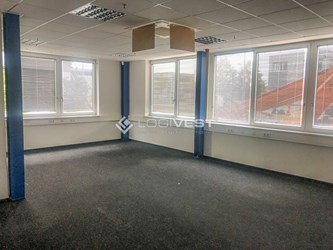 Logivest - Bild von Gewerbehalle – 86640