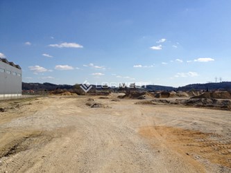 Logivest - Bild von Gewerbeimmobilie – 86735