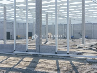 Logivest - Musterbild von Logistikhalle – 91395