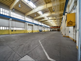Logivest - Musterbild von Logistikhalle – 93602