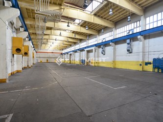 Logivest - Musterbild von Gewerbehalle – 93602