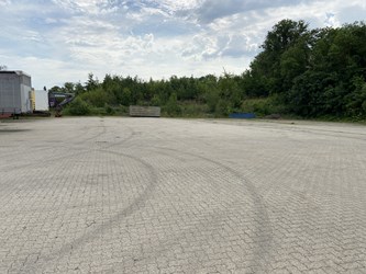 Logivest - Bild von Gewerbeimmobilie – 94756