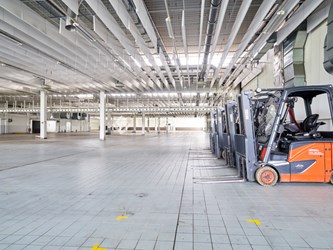 Logivest - Musterbild von Lagerhalle – 95177
