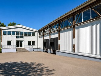 Logivest - Bild von Lagerhalle – 95337
