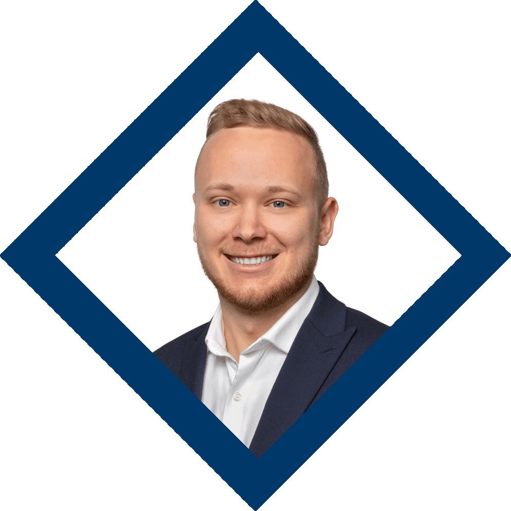 Dennis Gausel Logo-Logivest GmbH